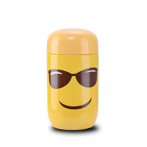 Fabricant de bouteilles d'eau en acier inoxydable de fiole à vide mignonne