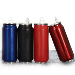 Gobelet skinny en acier inoxydable à double paroi avec couvercle à vis