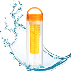 Bouteille d'eau personnalisable pour infusion de fruits avec infuseur pour salle de sport 